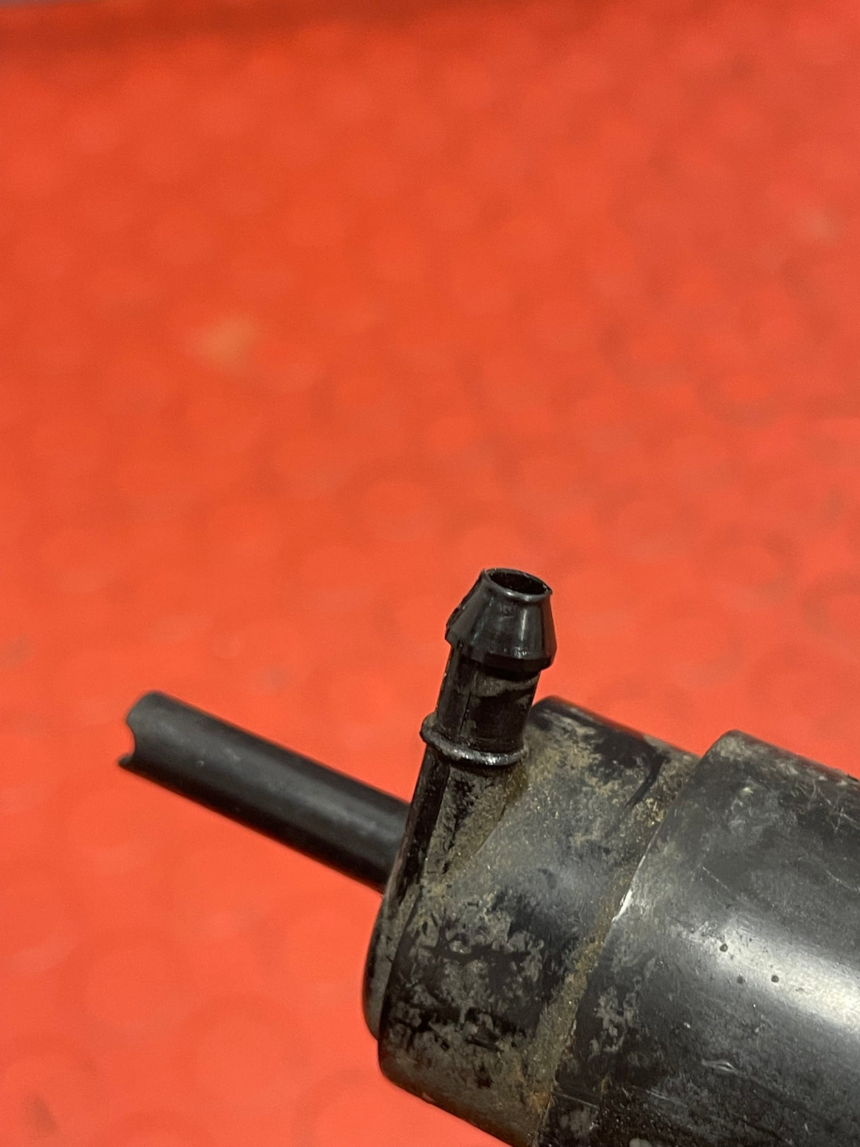 Volkswagen Crafter/Mercedes Sprinter WINDSCREEN WASHER BOTTLE PUMP 2006-2015 P/N A0008605826