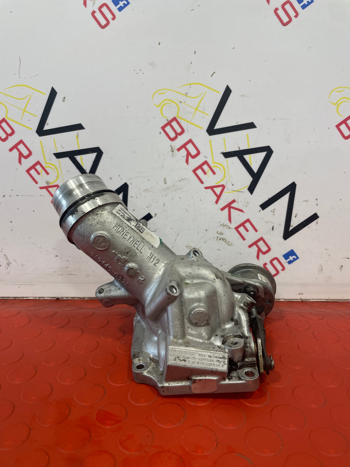 Vauxhall Vivaro/Renault Trafic TURBOCHARGER INLET HOUSING WITH ACTUATOR 1.6 DCI 2014 - 2019 P/N 144107692R