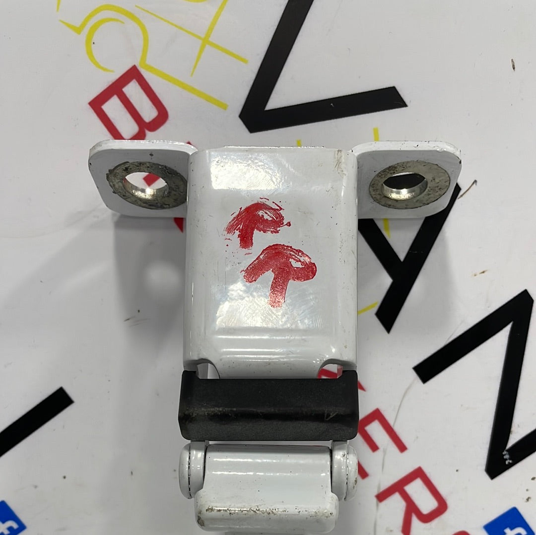 Renault Kangoo RIGHT REAR UPPER DOOR HINGE P/N KL1312A