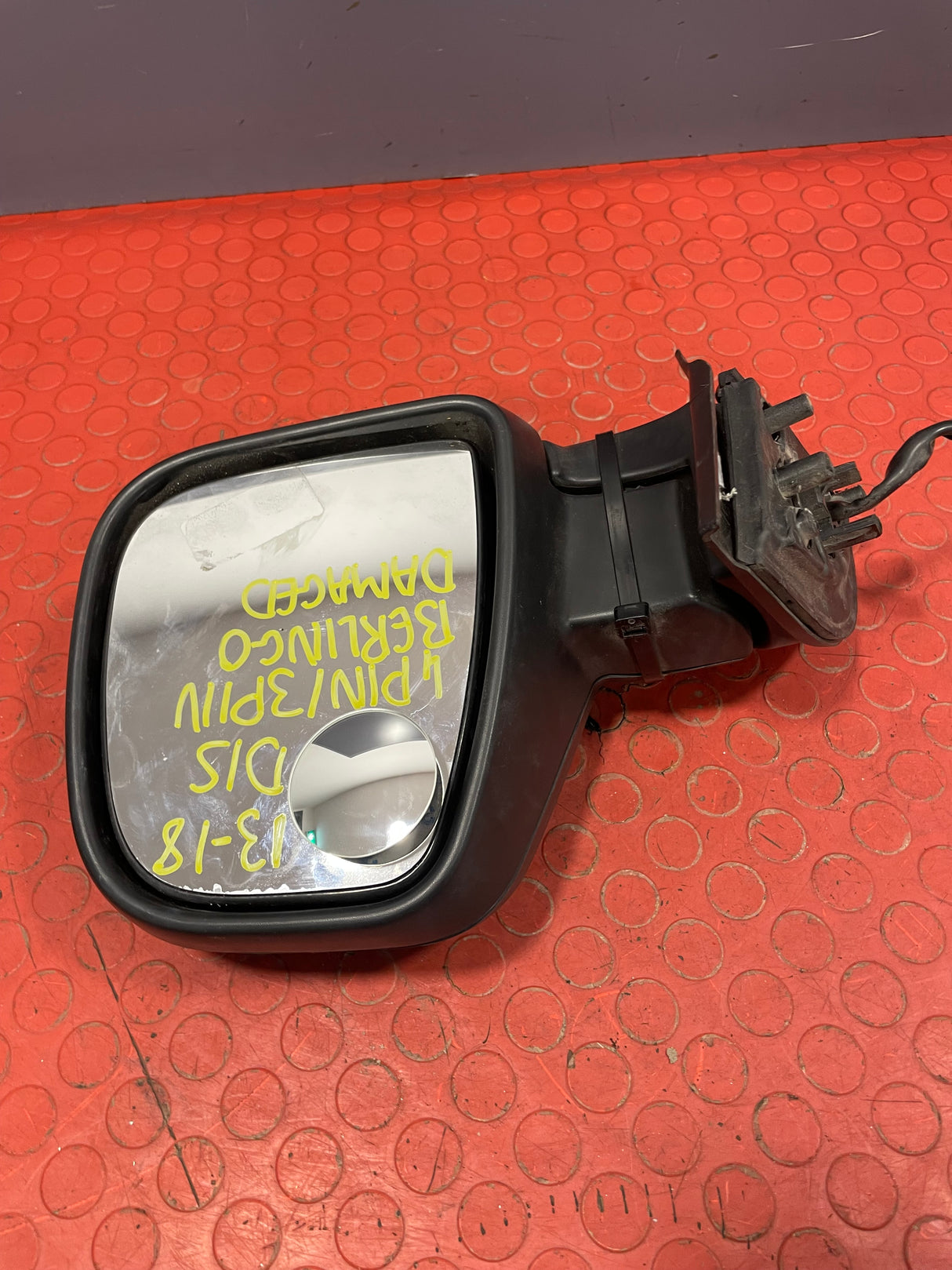 **DAMAGED** Citroen Berlingo/Peugeot Partner WING MIRROR Driver Side 4 PIN / 3 PIN (Broken Folding Joint) 2013-2018 P/N 96777525XT - 3
