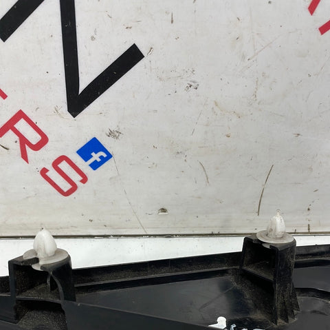 Volkswagen Crafter PASSENGER SIDE WING TRIM 2015 P/N 7C0857537