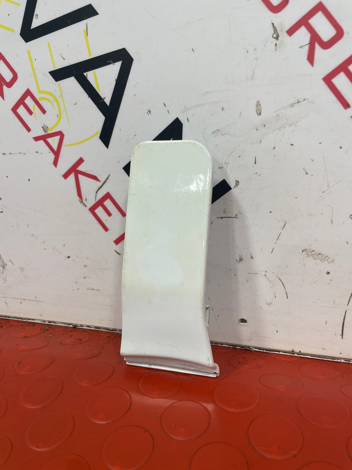 Ford Transit Custom SLIDING DOOR RAIL TRIM N/S 2019-2023 P/N JK21V250A85AA