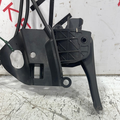 Citroen Dispatch/ Peugeot Expert/ Vauxhall Vivaro/ Toyota Proace BONNET PULL HANDLE AND CABLE 2017-2024 P/N VVBPAC