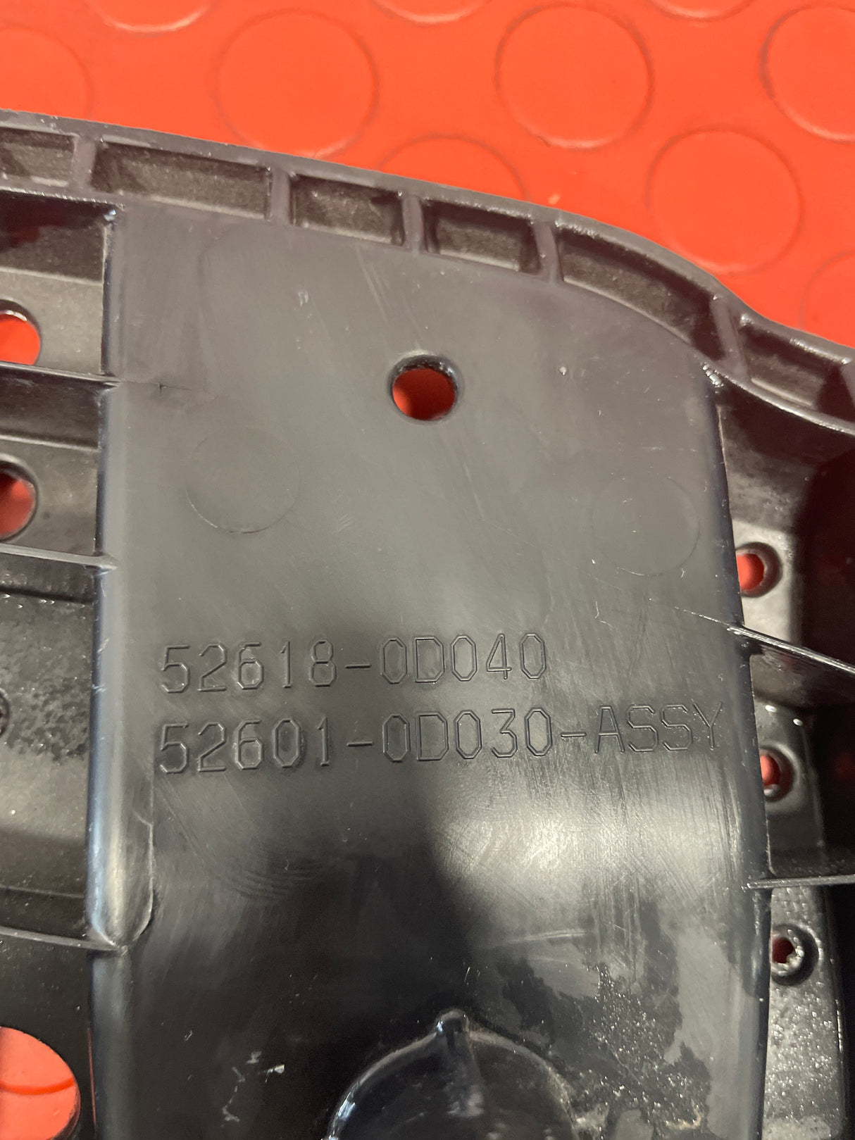 Citroen Dispatch/ Peugeot Expert/ Toyota Proace/ Vauxhall Vivaro(19) FRONT BUMPER SKID PLATE/ UNDER TRAY 2018-2023 P/N 526180D040