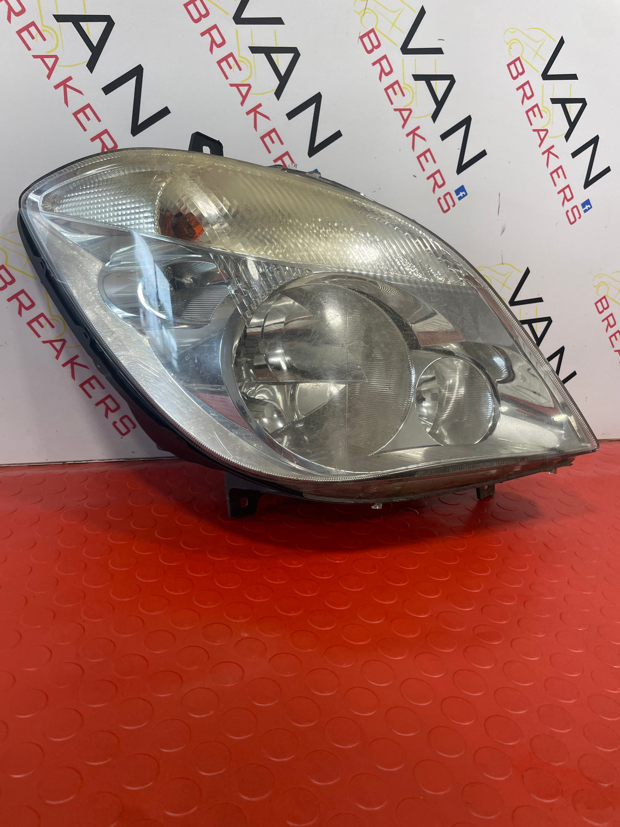 Mercedes Sprinter Van Headlight 2006-2014 Headlamp Drivers Side Right O/S P/N 24738200RE