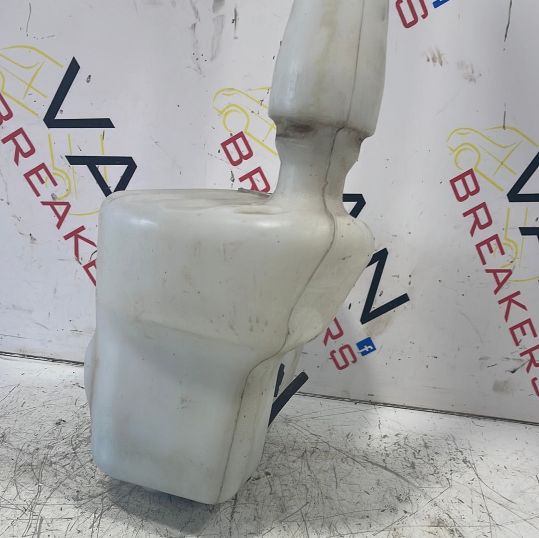 Renault Master WASHER FLUID BOTTLE (WITH PUMP) 2010-2018 P/N 2891000023R