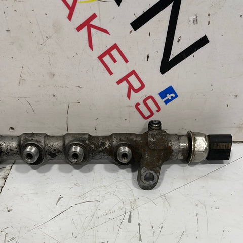 Volkswagen Crafter FUEL RAIL WITH HIGH PRESSURE SENSOR 2.O 2012 P/N 03L130093