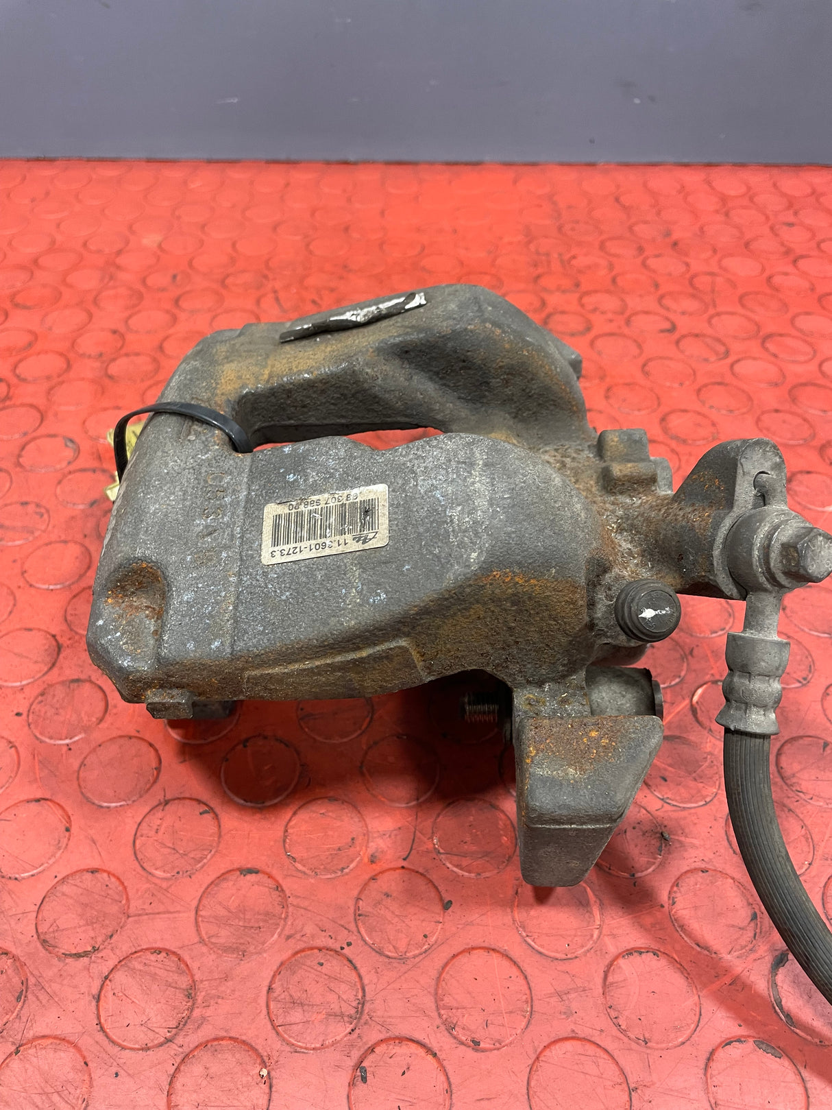 Citroen Berlingo/Peugeot Partner FRONT BRAKE CALIPER Passenger Side 2018-2024 P/N 9830798880