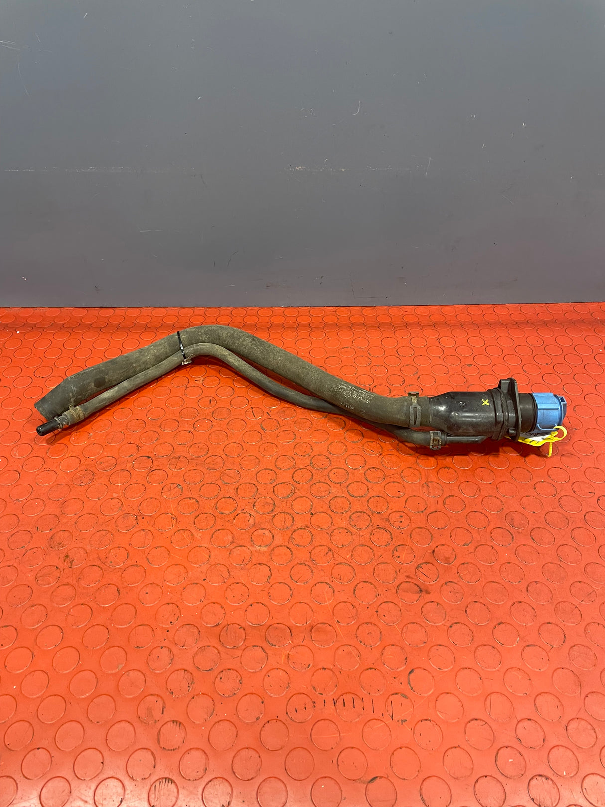 Renault Trafic/Vauxhall Vivaro ADBLUE TANK FILLER PIPE 2015-2019 MK3 1.6 P/N 93458613