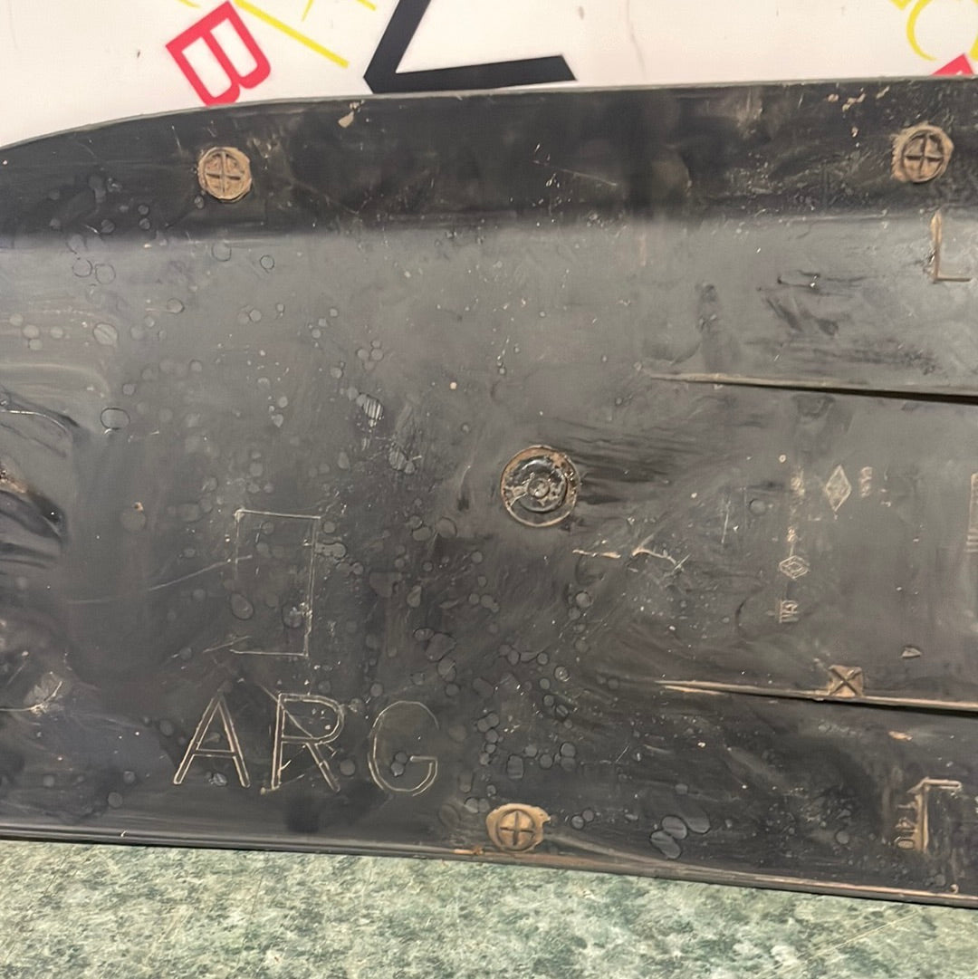 Renault Trafic UNDERBODY FUEL TANK PROTECTION 2.0 2014-2021 P/N 29RNZ13