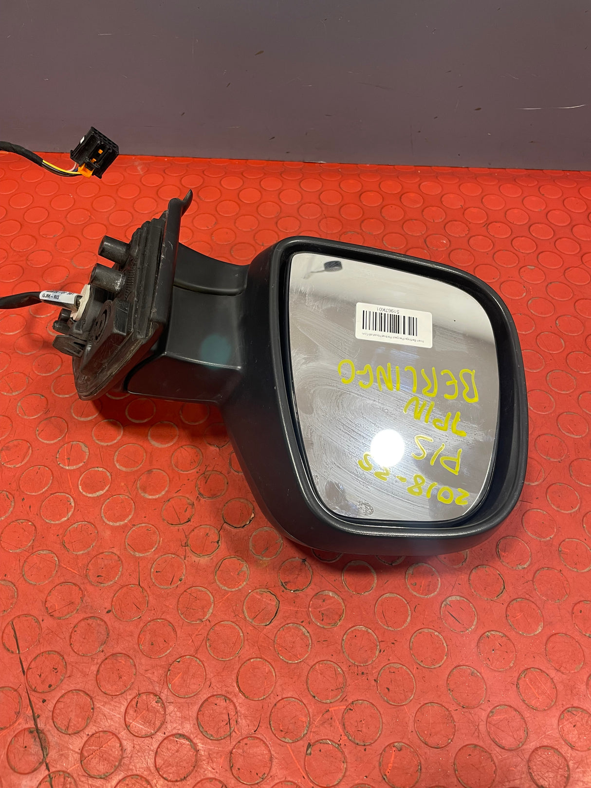 Citroen Berlingo/Peugeot Partner/Vauxhall Combo/Toyota Proace City WING MIRROR Passenger's Side 7 PIN 1.5 2018-2025 P/N 98169900XT