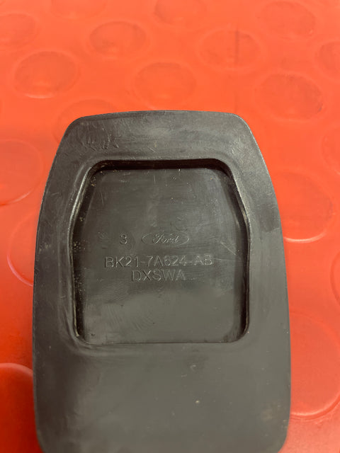 Ford Transit CLUTCH/BRAKE PEDAL RUBBERS P/N BK217A624AB