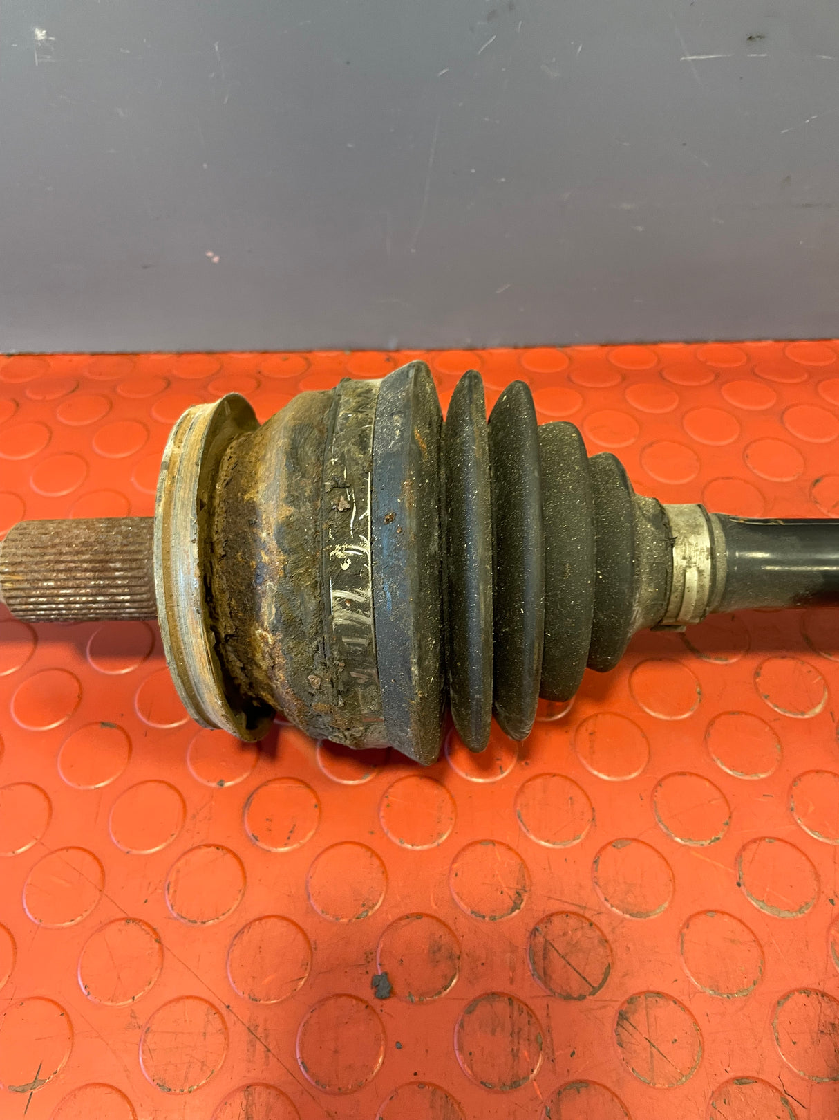 Volkswagen Transporter T5/T6 DRIVESHAFT 2.0 2003-2015 P/N 7H0407271T