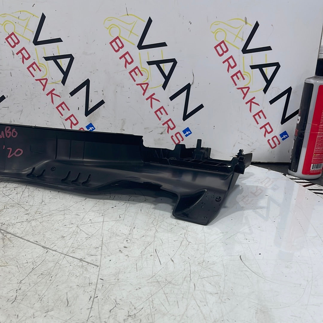 Citroen Berlingo/Peugeot Partner/Vauxhall Combo/Toyota Proace City PASSENGER SIDE N/S B PILLAR AND KICK GUARD TRIM P/N 96642V