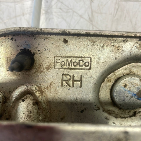 Ford Ranger T6 MK1 HANDBRAKE CABLE HOLDER AND CABLE P/N JB3C2853