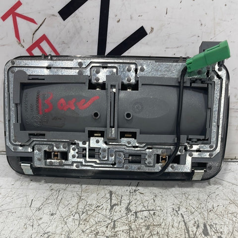 Citroen Dispatch/ Peugeot Expert/ Vauxhall Vivaro/ Toyota Proace INTERIOR FRONT ROOF LIGHT P/N 1520400000