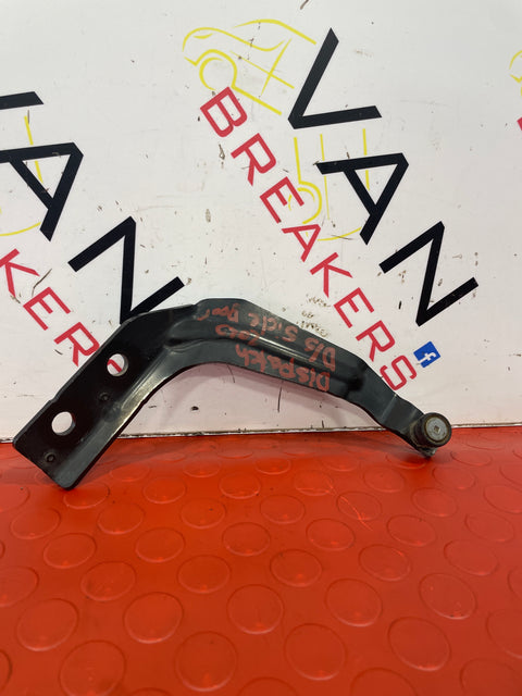 Toyota Proace/Citroen Dispatch/Peugeot Expert/Vauxhall Vivaro SIDE LOADING DOOR TOP ROLLER O/S DRIVERS SIDE 2017-2023 P/N 9823714580