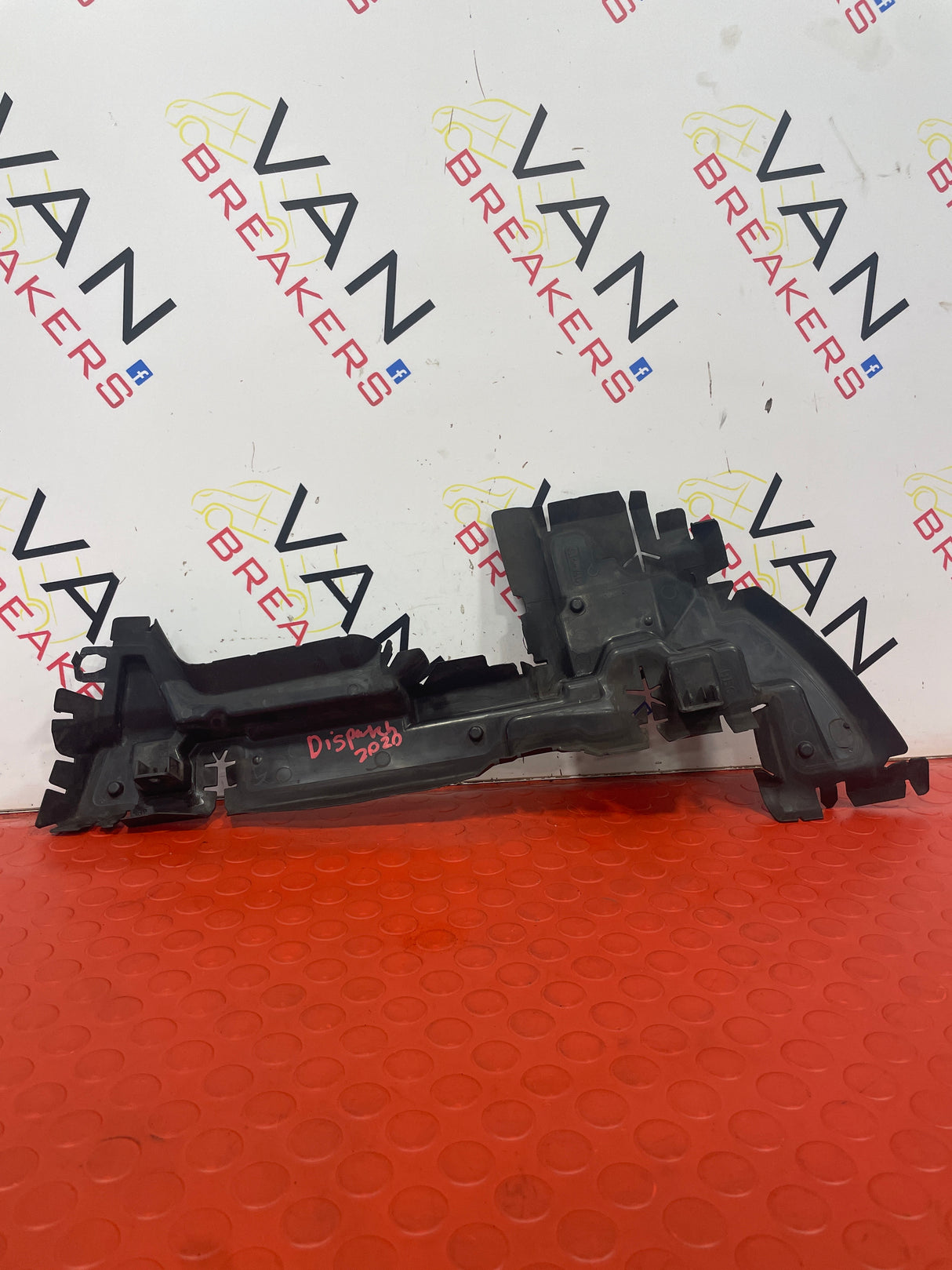 Citroen Dispatch/Vauxhal Vivaro/Toyota Proace/Peugeot Expert AIR DEFLECTOR 2017-2024 P/N 9808276880