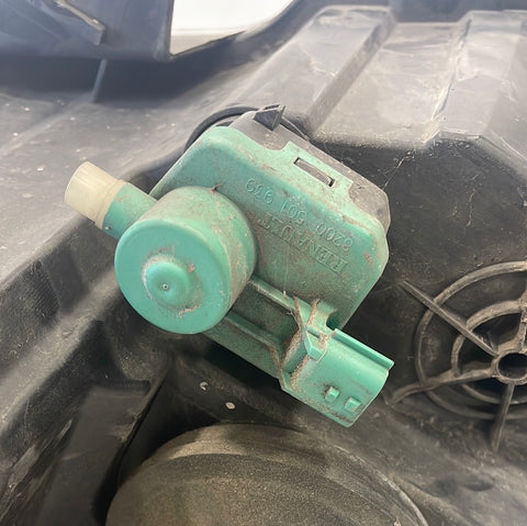 Renault Master PASSENGER SIDE HEADLIGHT O/S 2010-2019 P/N 260600050R