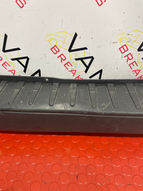 Ford Transit Custom REAR BUMPER CENTER (BLACK) DAMAGED 2013-2023 P/N BK2117E962