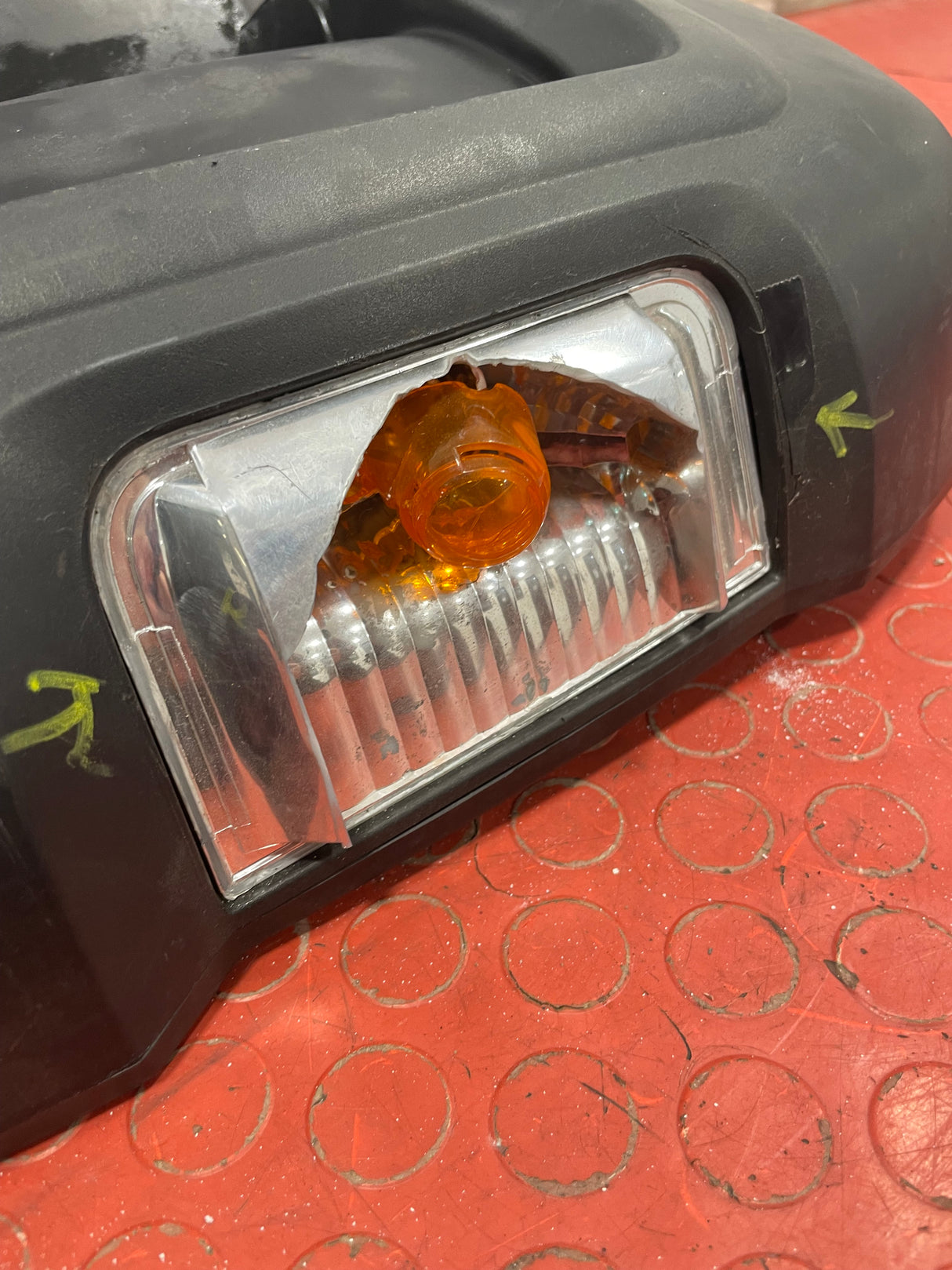 Citroen Relay/Peugeot Boxer/Fiat Ducato WING MIRROR Passengers Side 6 PIN (Broken Indicator Light) 2016-2025 P/N 735517073