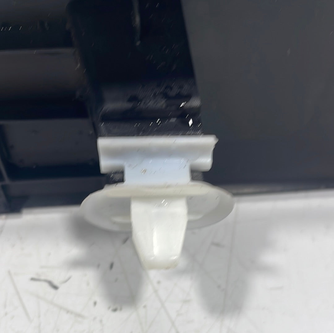 Citroen Berlingo/Peugeot Partner/Vauxhall Combo/Toyota Proace City PASSENGER SIDE N/S B PILLAR AND KICK GUARD TRIM P/N 96642V