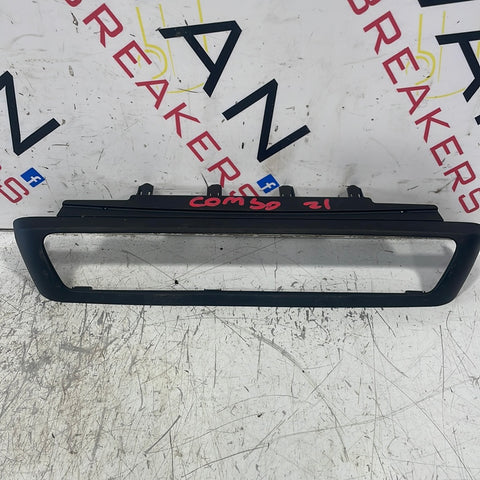 Citroen Berlingo/Peugeot Partner/Vauxhall Combo/Toyota Proace City INTERIOR HEATER CONTROL TRIM 2018-2024 P/N 9816553577