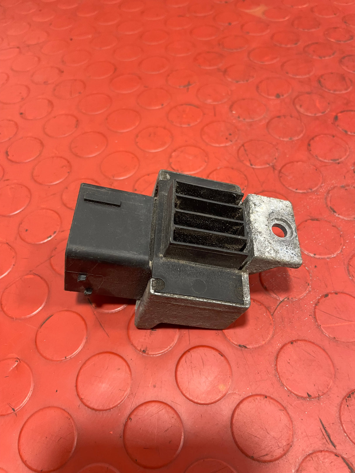 Renault Kangoo GLOW PLUG RELAY 2013-2021 P/N 11067801R