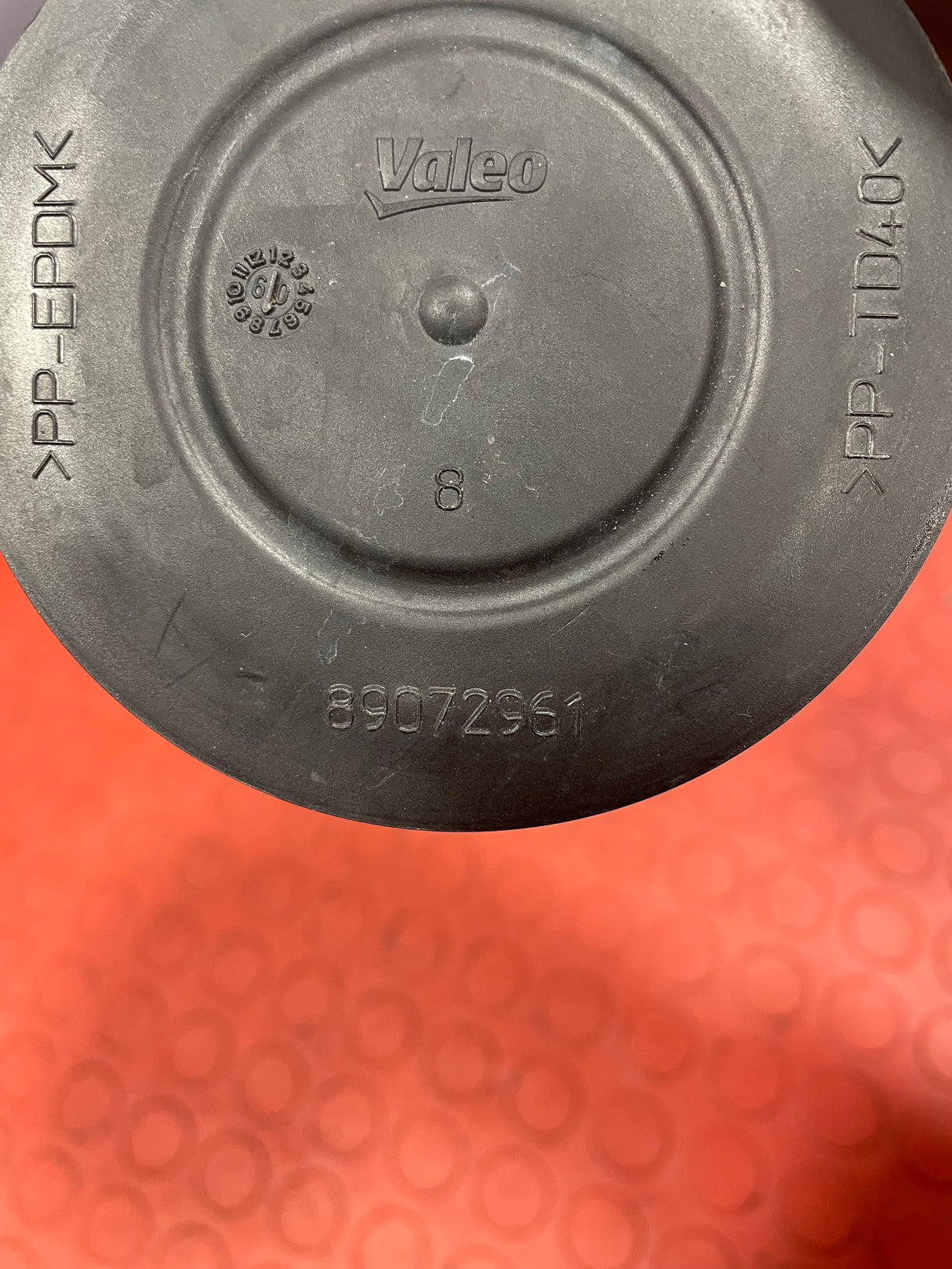 Citroen Berlingo/Peugeot Partner HEADLIGHT DUST COVER CAP 89072961