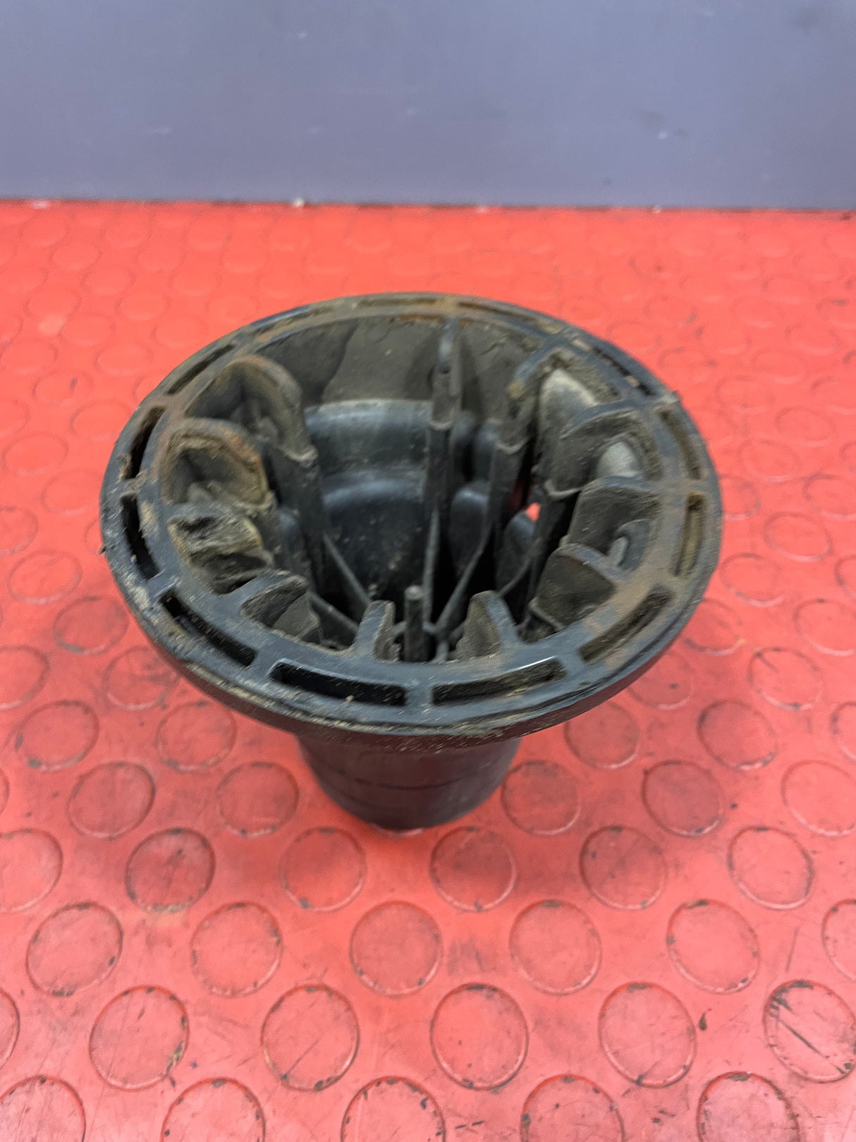Citroen Berlingo/Peugeot Partner REAR BUMP STOP 2007-2012 P/N A0098600 / 9670352480