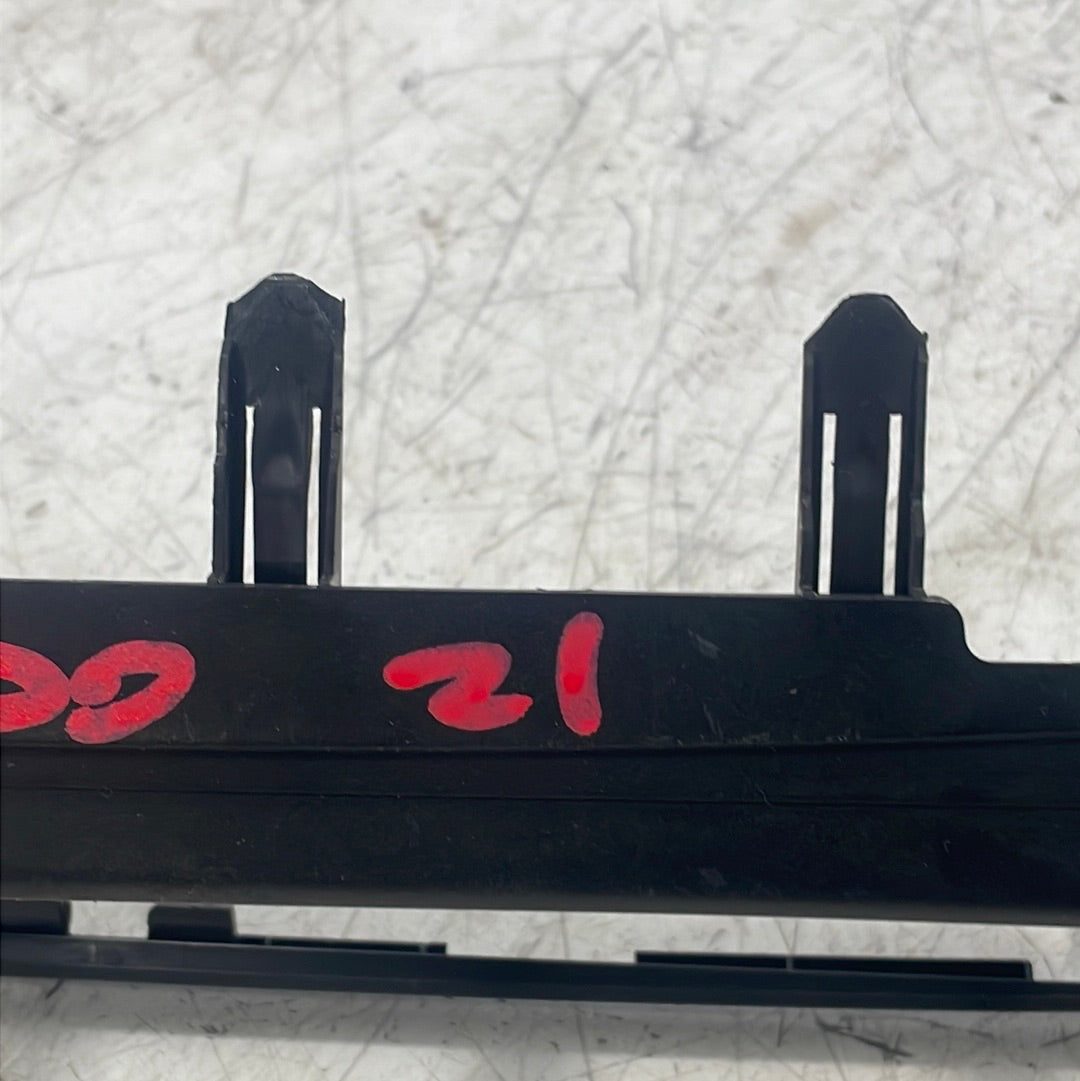 Citroen Berlingo/Peugeot Partner/Vauxhall Combo/Toyota Proace City INTERIOR HEATER CONTROL TRIM 2018-2024 P/N 9816553577