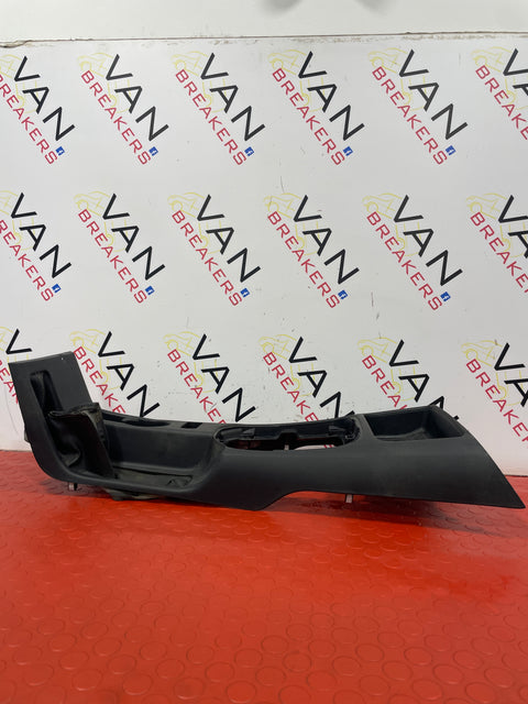 Toyota Hilux CENTER CONSOLE WITH HANDBRAKE GATOR 2015-2020 P/N 58804-KK040
