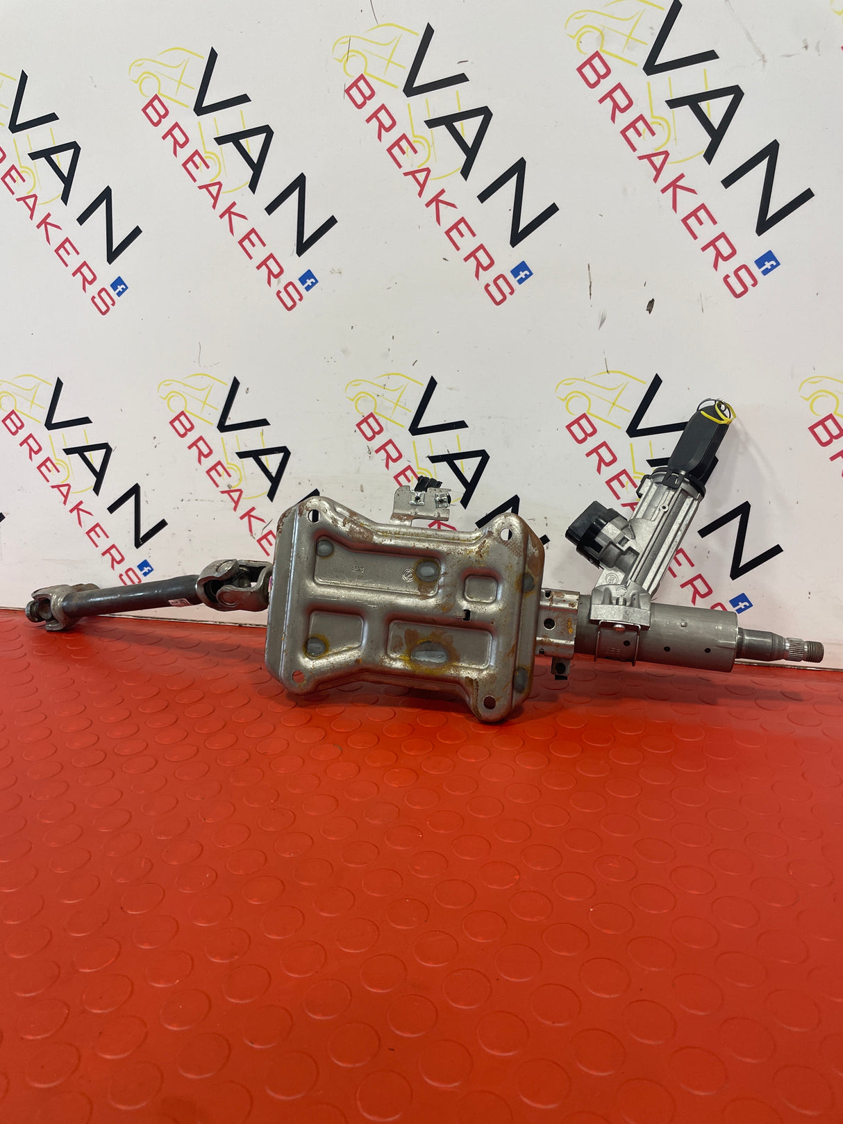 Vauxhall Movano STEERING COLUMN WITH KEY AND BARREL 2.2HDI 2022 P/N 07357673250