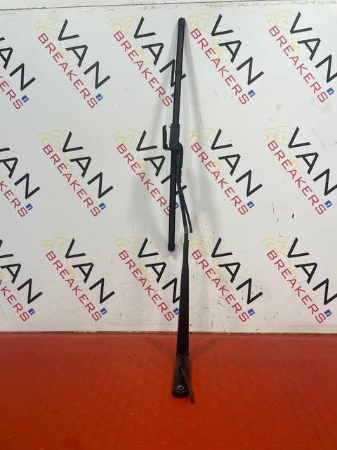 Citroen Berlingo/Peugeot Partner/Toyota Proace City/Vauxhall Combo DRIVER SIDE WIPER ARM 2018-2023 P/N 9833936480