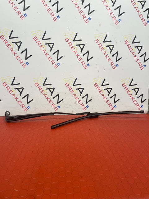 Citroen Berlingo/Peugeot Partner/Toyota Proace City/Vauxhall Combo DRIVER SIDE WIPER ARM 2018-2023 P/N 9833936480