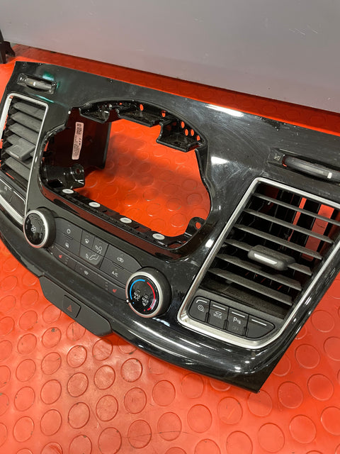 Ford Transit Custom HEATING CONTROL UNIT with AIR CONDITIONING 2022 P/N KK2T19980MA