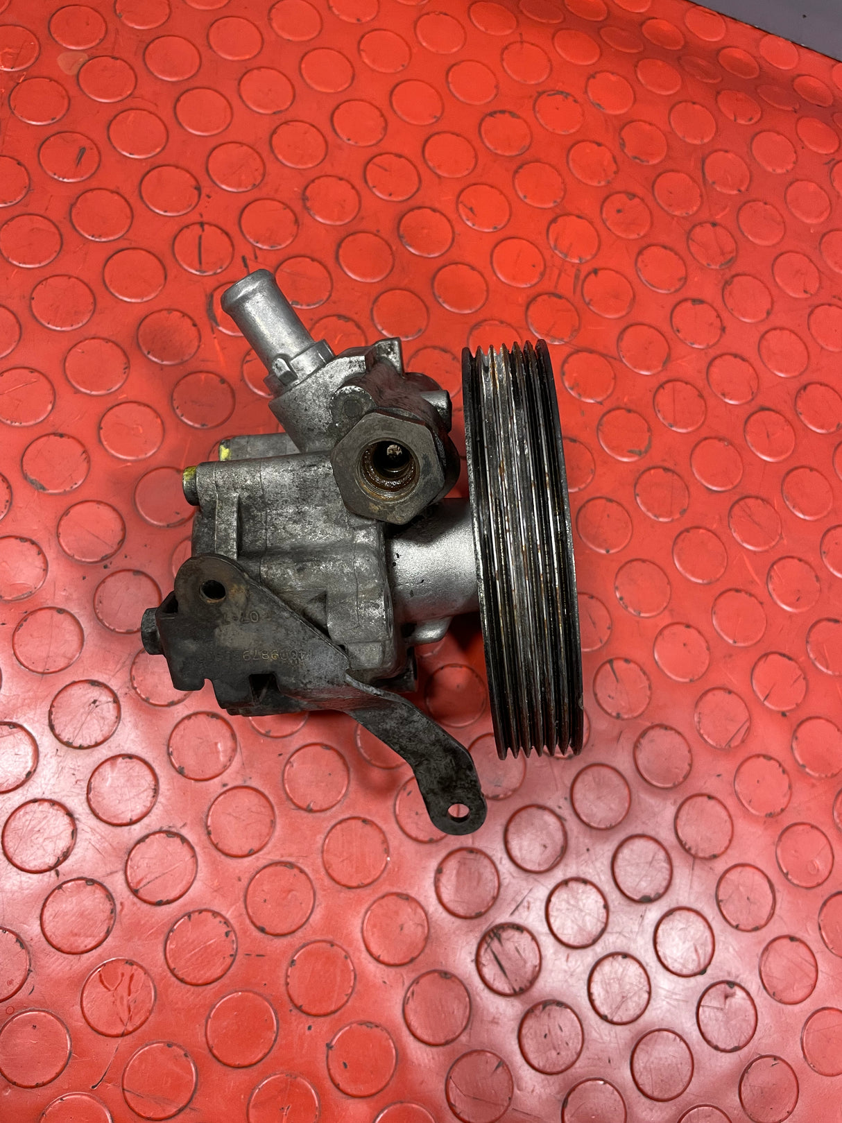 Citroen Berlingo/Peugeot Partner POWER STEERING PUMP 2008-2011 P/N 9637000880