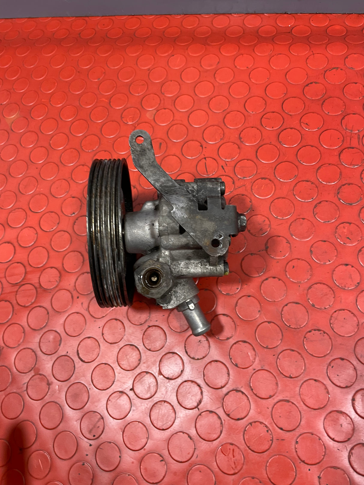 Citroen Berlingo/Peugeot Partner POWER STEERING PUMP 2008-2011 P/N 9637000880