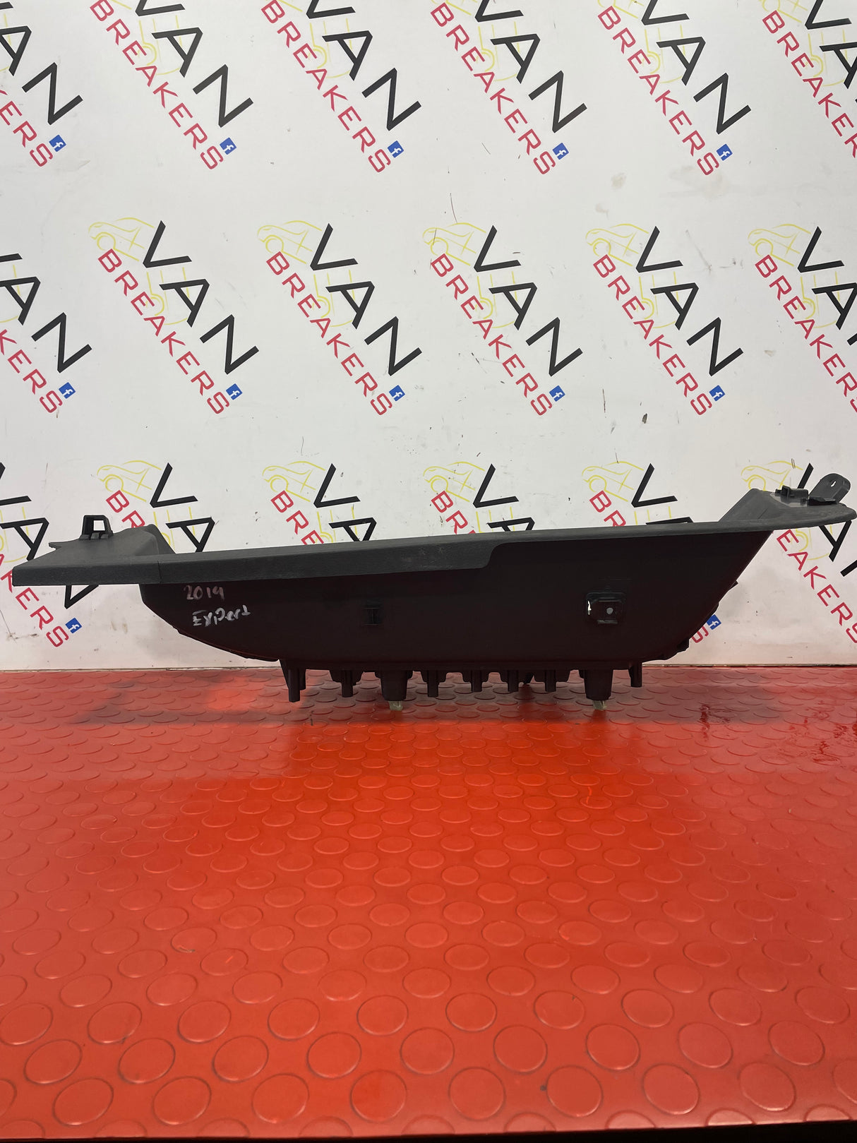 Citroen Dispatch/V Vivaro/T Proace/P Expert SILL STEP PASSENGER SIDE N/S 2018-2023 P/N 98100695ZD