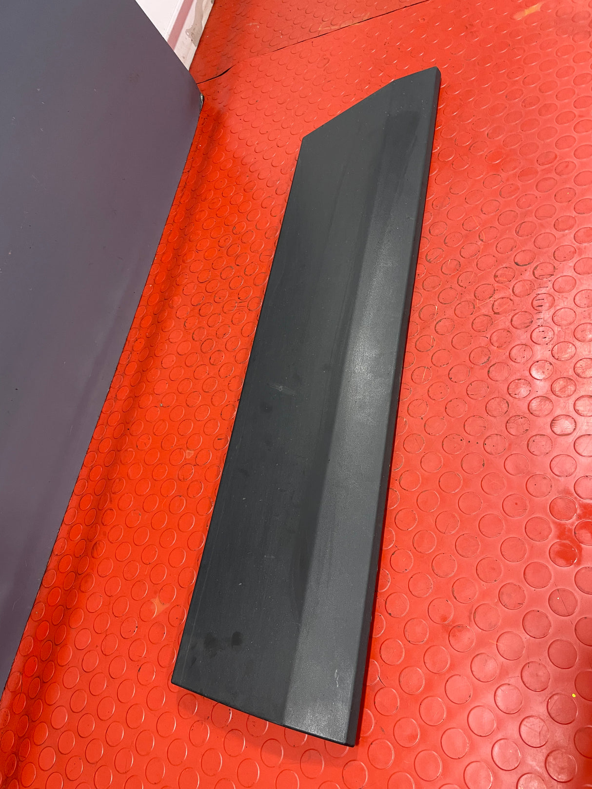 Volkswagen Crafter FRONT DOOR SIDE MOULDING PANEL Passenger's Side 2015 P/N A9066900400