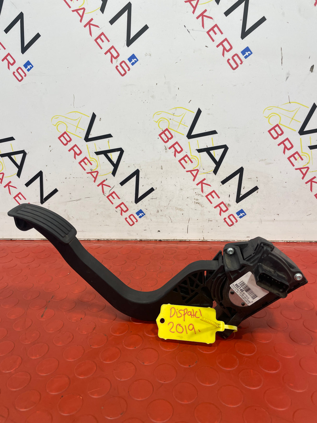 Citroen Dispatch/Peugeot Expert ACCELERATOR THROTTLE PEDAL 1.5HDI 2019-2023 P/N 9806607380