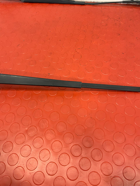 Ford Transit WIPER ARM (PAIR) MK8 P/N BK3117526DE / BK3117526CD