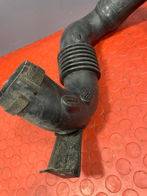 Renault Master/Vauxhall Movano/Nissan NV400 AIR INTAKE HOSE PIPE 2010-2021 2.3 DTI P/N 165554107R
