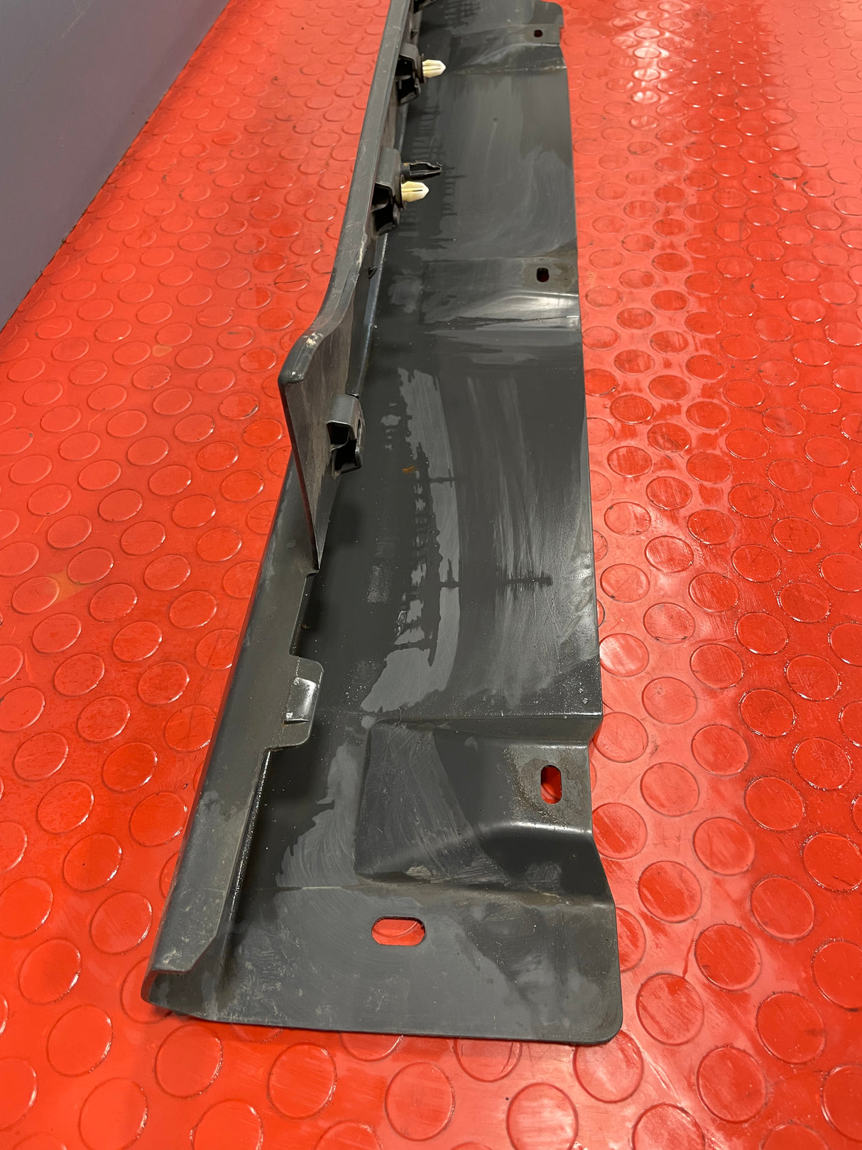 Ford Transit Connect SIDE SKIRT TRIM LH PASSENGER SIDE 2014-2017 P/N DT11R10259A