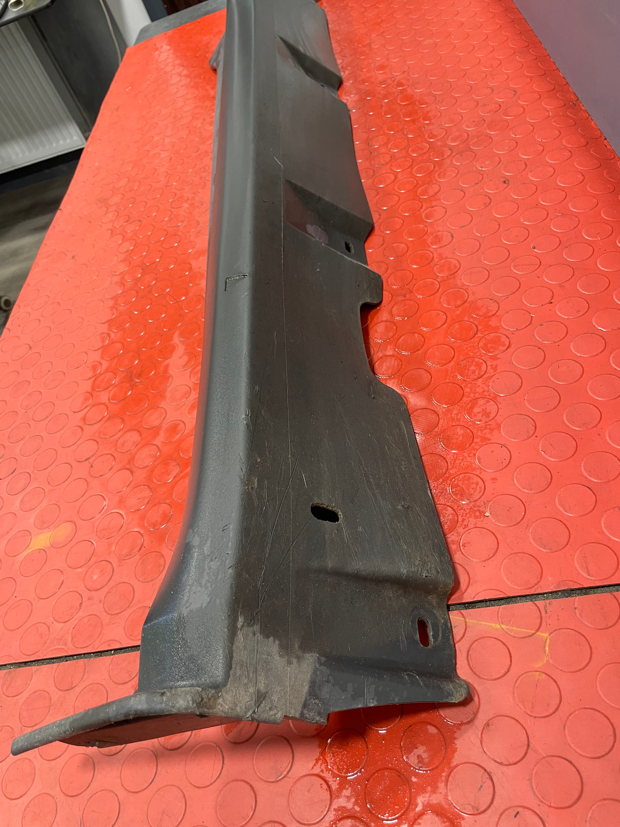 Ford Transit Connect SIDE SKIRT TRIM LH PASSENGER SIDE 2014-2017 P/N DT11R10259A