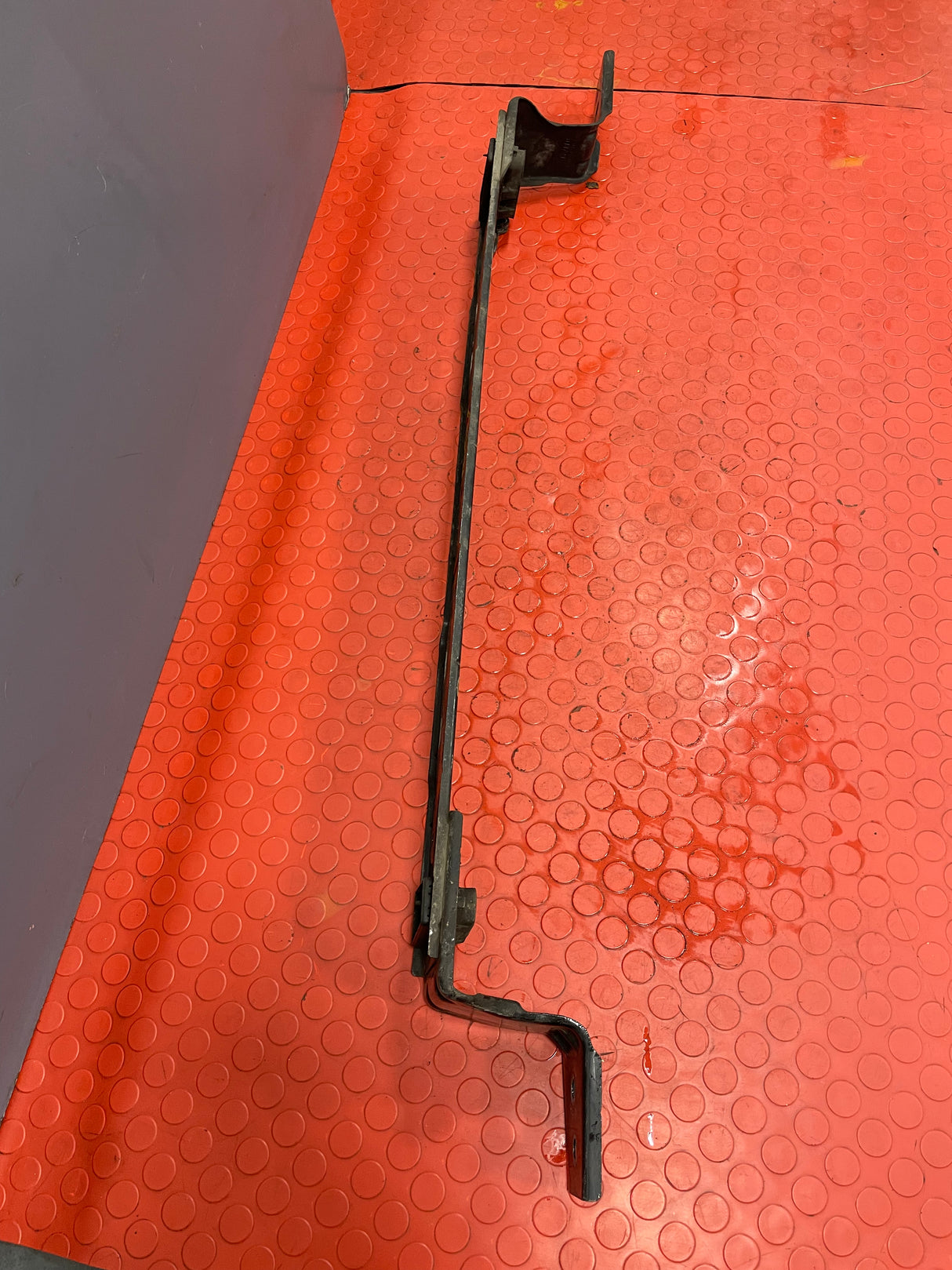 Citroen Berlingo/Peugeot Expert/Vauxhall Combo/Toyota Proace City RADIATOR LOWER SUPPORT PANEL P/N 8907638001