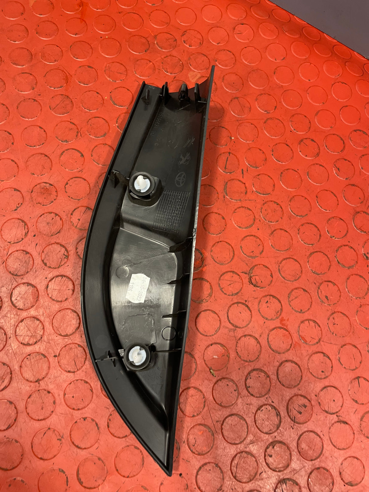 Vauxhall Vivaro/Citroen Dispatch/Peugeot Expert/Toyota Proace/Fiat Scudo INTERIOR WINDOW TRIM Driver's Side 2016-2024 P/N 98089934