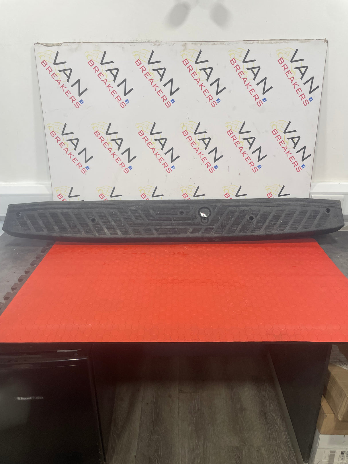 Ford Transit Mk8 Minibus REAR STEP (DAMAGED) P/N BK31B40352CBW