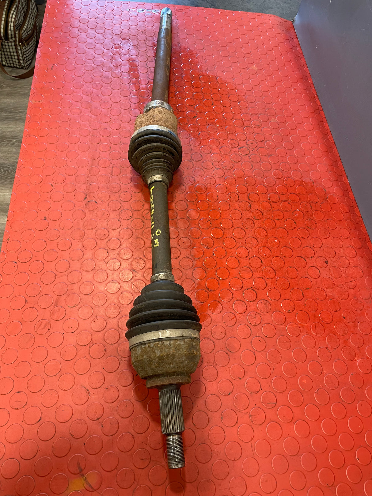Renault Trafic/Nissan NV300 DRIVESHAFT Drivers Side 2.0 2014-2025 P/N 391005751R
