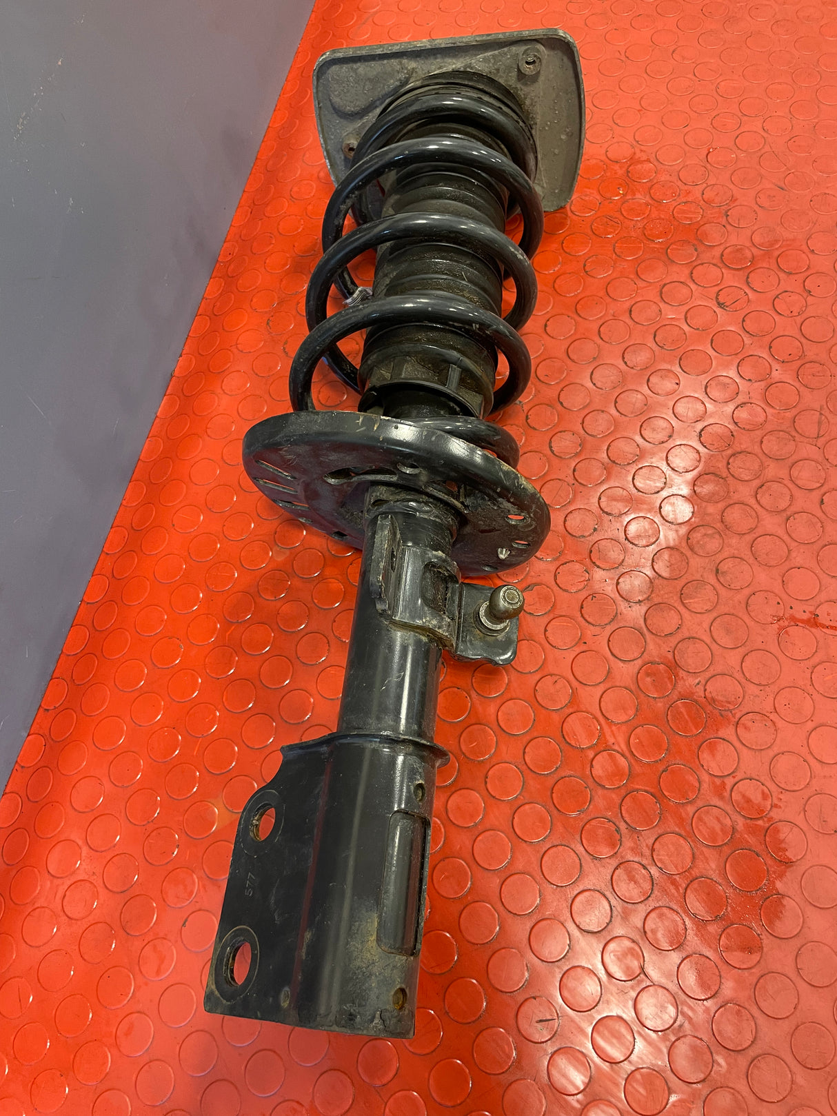 Citroen Dispatch/Peugeot Expert/Toyota Proace/Fiat Scudo COMPLETE FRONT SHOCK ABSORBER/STRUT DRIVER's 2016-2023 P/N 9821596780